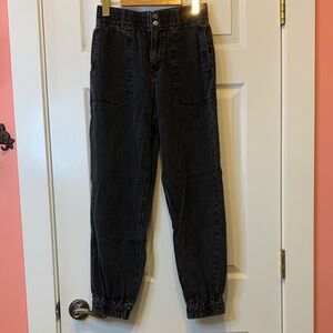 Forever 21 Charcoal/Black Jeans Elastic Waist & Bottoms Women’s Size Small